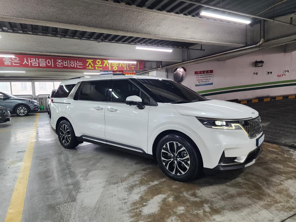 KIA Carnival - Vista 4