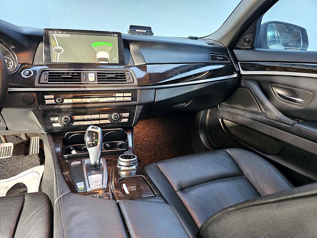 BMW 5 Series - Vista 10