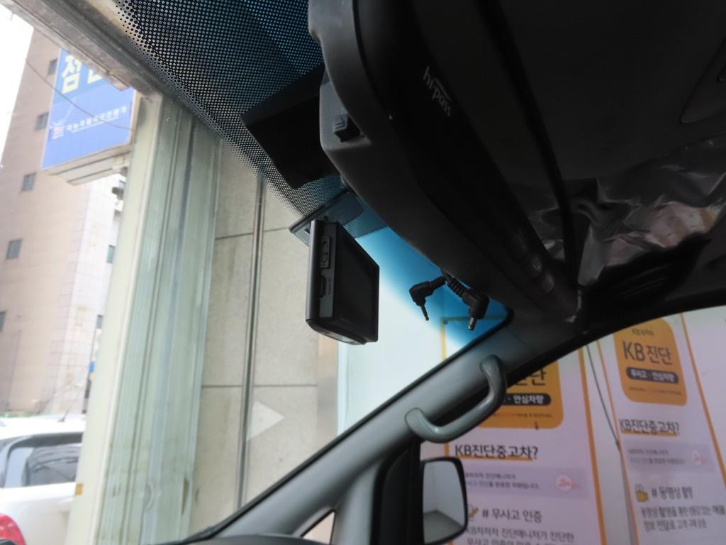 HYUNDAI Starex - Vista 11