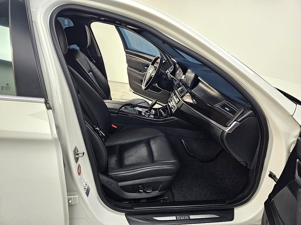 BMW 5 Series - Vista 11