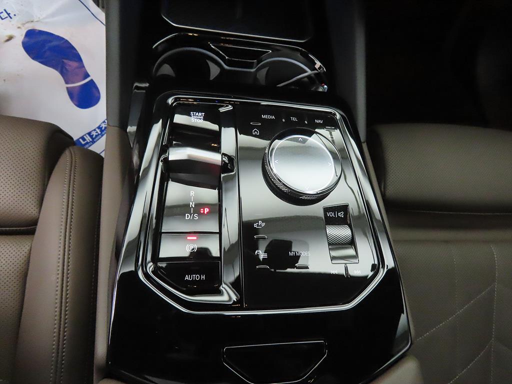 BMW 5 Series - Vista 11