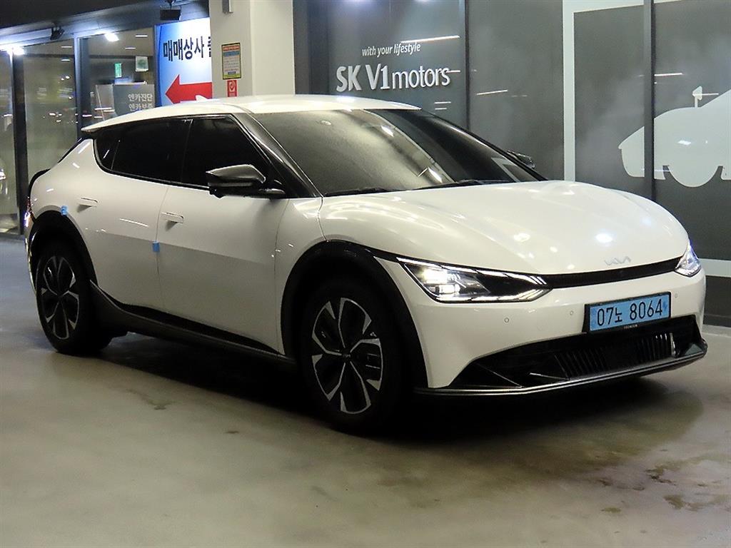 KIA EV6 2024 Blanco - Importación desde Corea - HF Imports Iquique - Foto 1