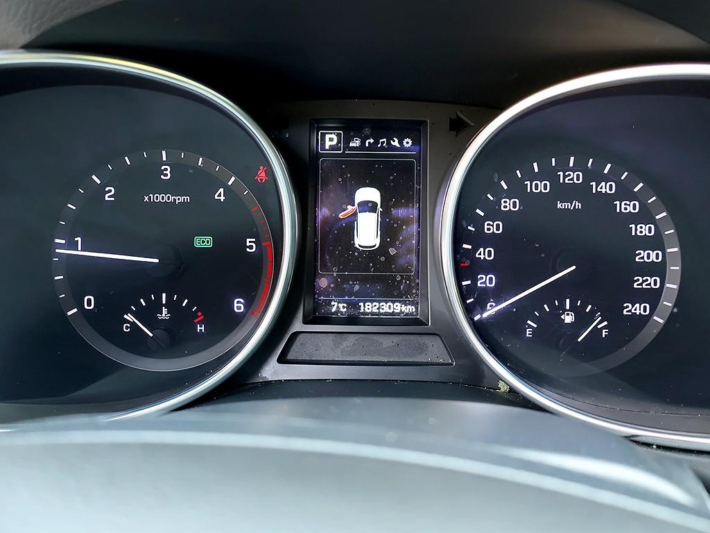 HYUNDAI Maxcruz - Vista 11