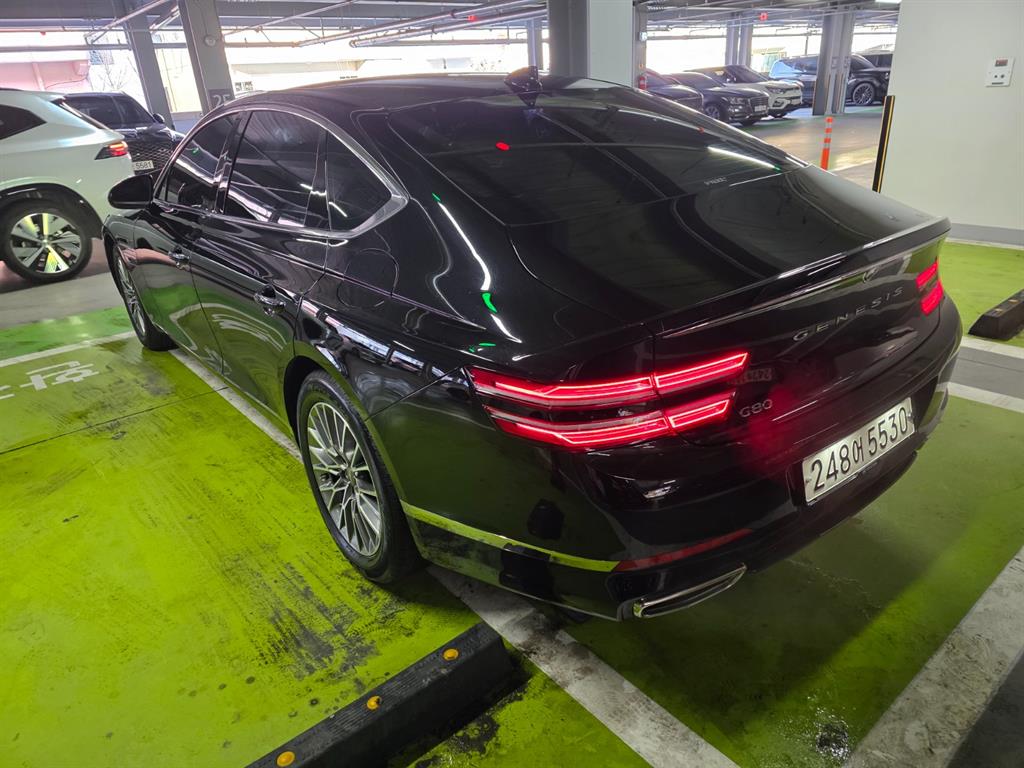 Genesis G80 - Vista 4