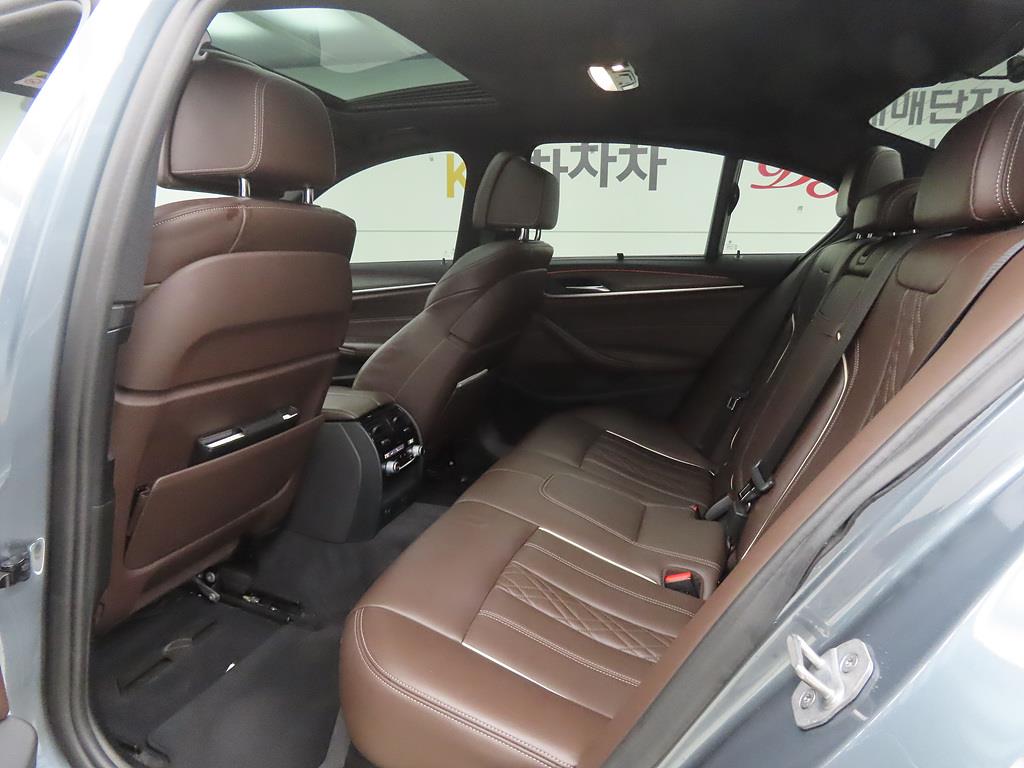 BMW 5 Series - Vista 6