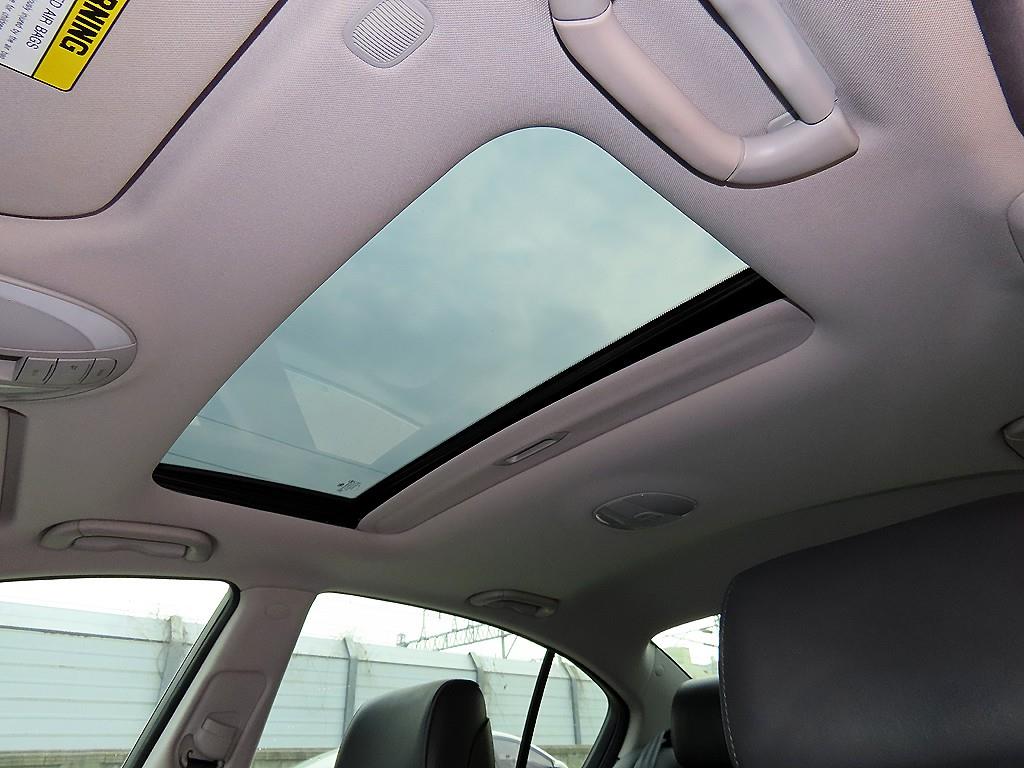 HYUNDAI Genesis 2011 Plateado - Importación desde Corea - HF Imports Iquique - Foto 18