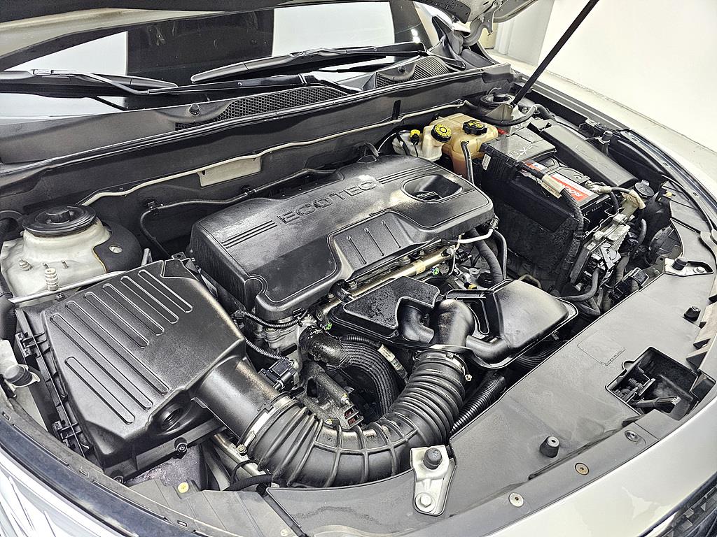 Chevrolet Malibu - Vista 6