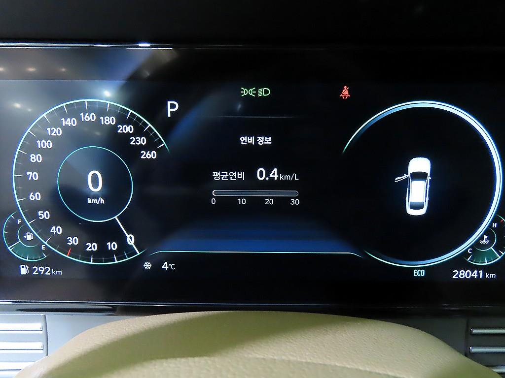 HYUNDAI Grandeur - Vista 9