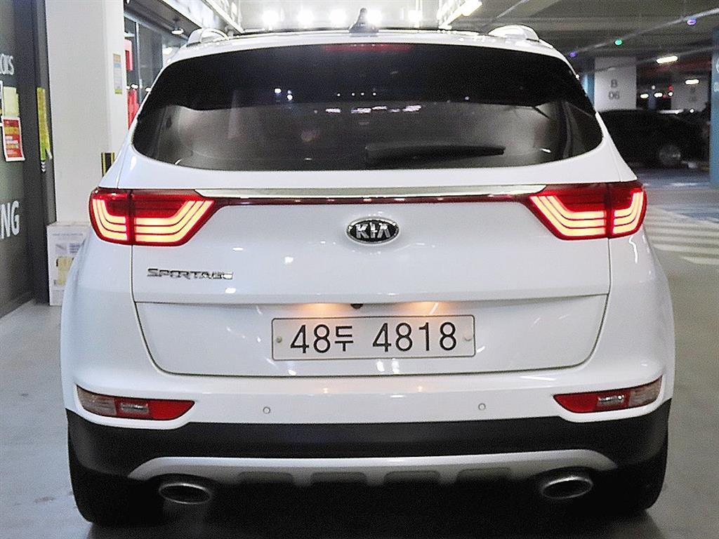 KIA Sportage - Vista 5