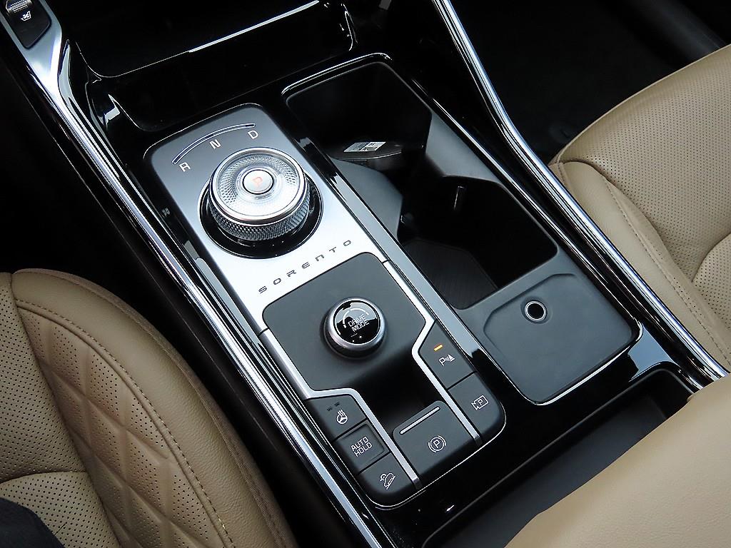 KIA Sorento - Vista 11