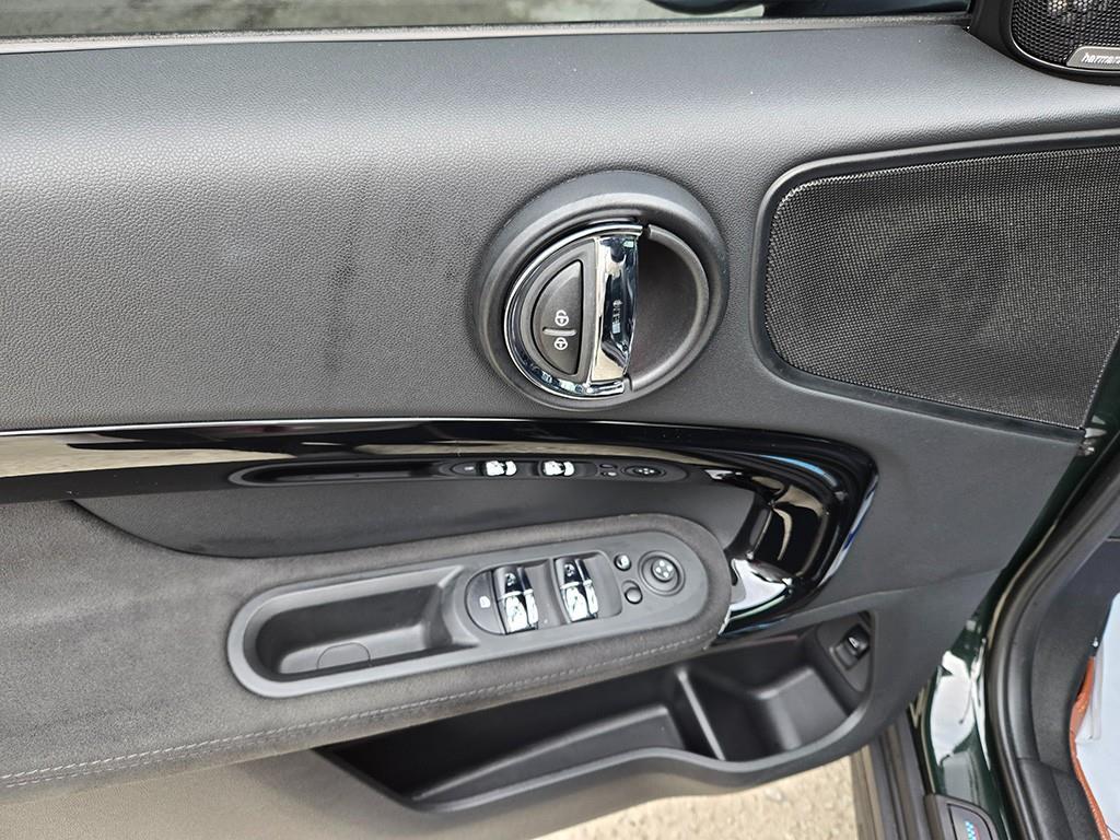 Mini Countryman - Vista 11