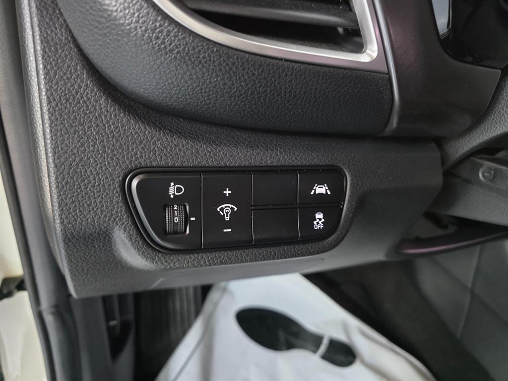 KIA Seltos - Vista 9