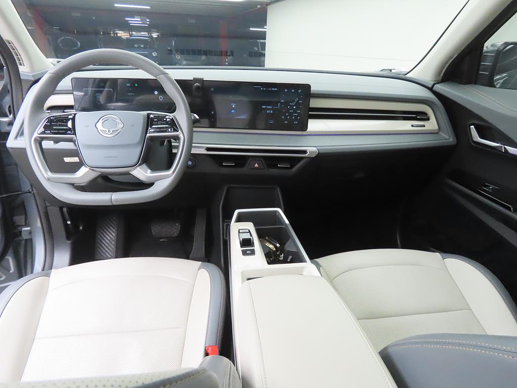 Ssangyong Torres - Vista 7