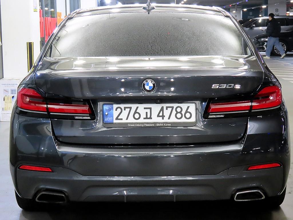 BMW 5 Series - Vista 5