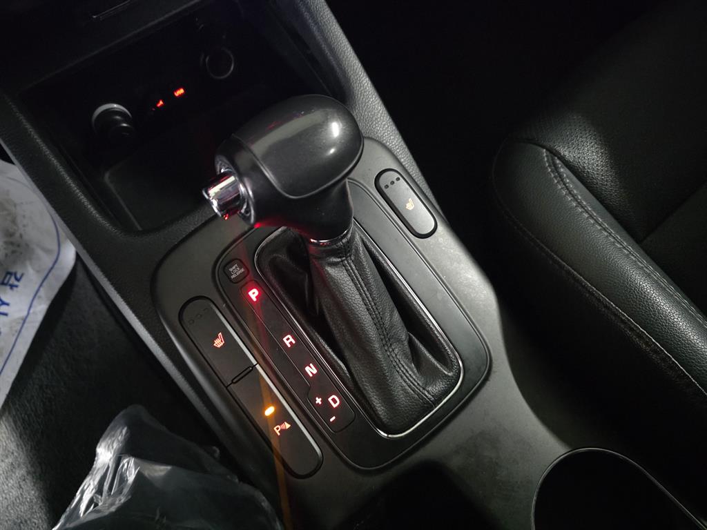 KIA K3 2013 Blanco - Importación desde Corea - HF Imports Iquique - Foto 14