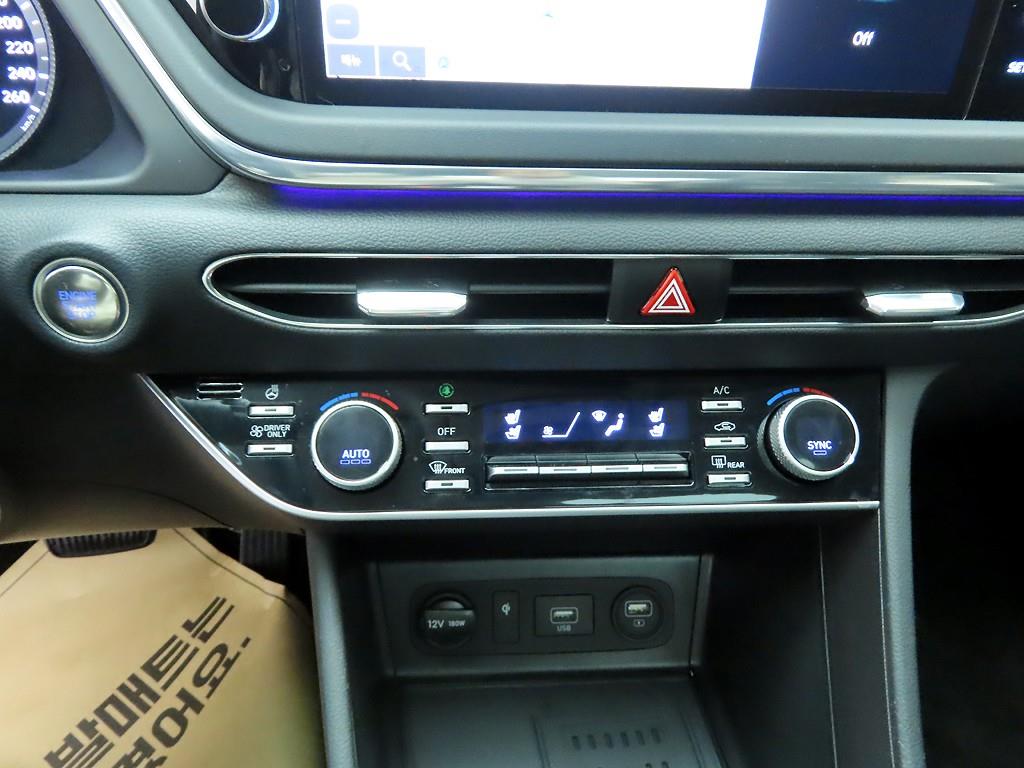 HYUNDAI Sonata - Vista 9