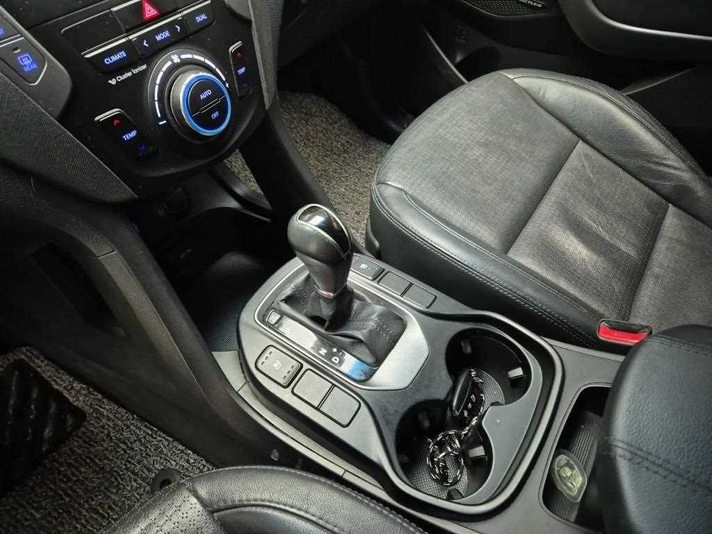 HYUNDAI Santa Fe - Vista 8