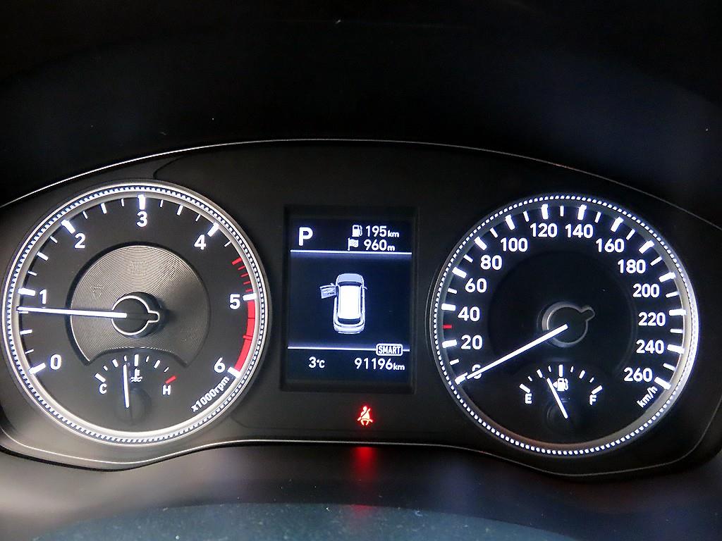 HYUNDAI Santa Fe - Vista 9