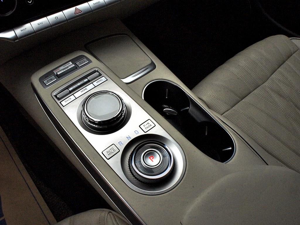 Genesis GV70 2021 Blanco - Importación desde Corea - HF Imports Iquique - Foto 11