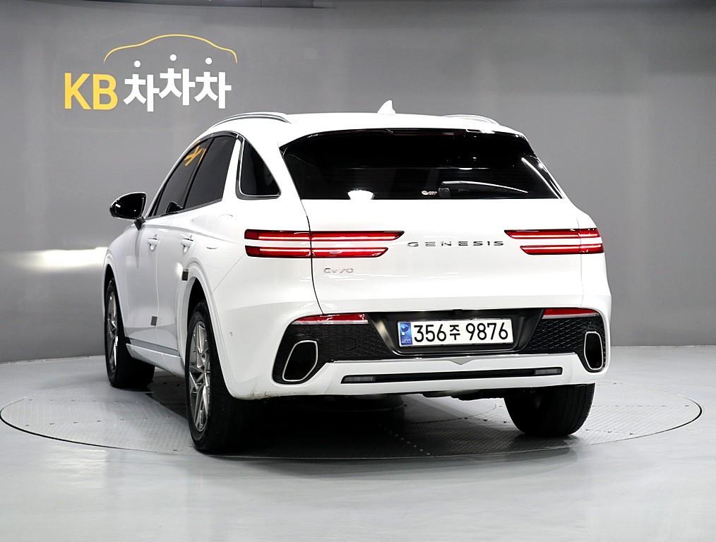 Genesis GV70 - Vista 4