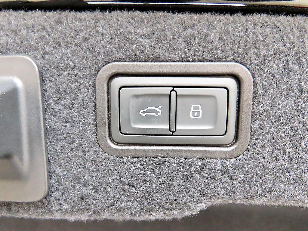 Audi A8 2020 Negro - Importación desde Corea - HF Imports Iquique - Foto 15