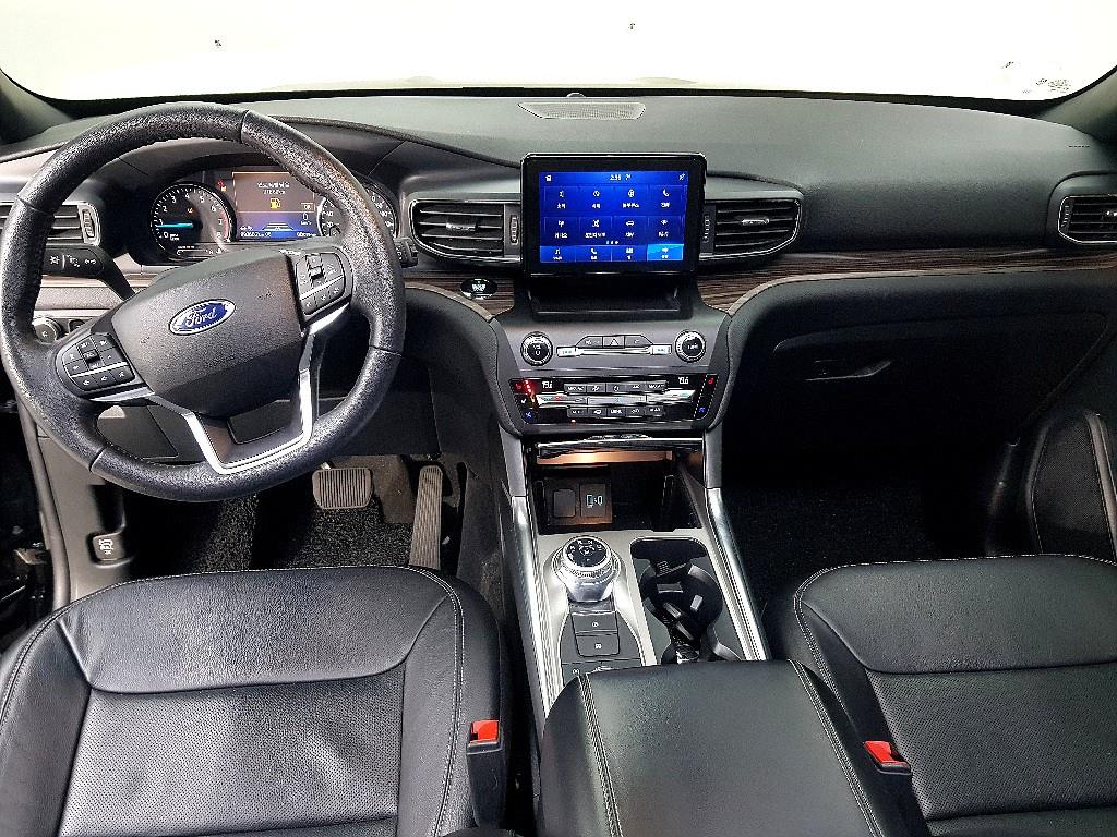 Ford Explorer - Vista 5