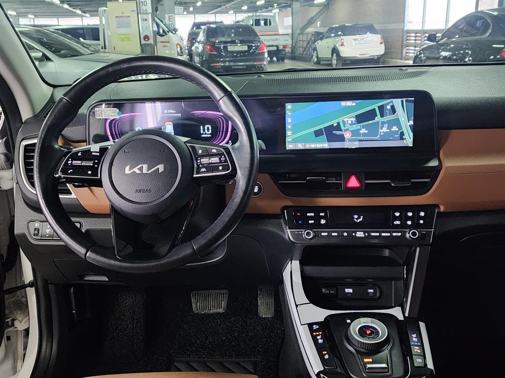 KIA Seltos - Vista 9