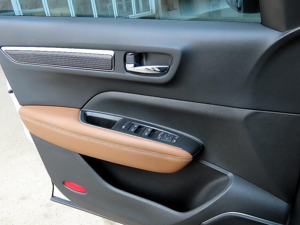 SAMSUNG QM6 - Vista 11