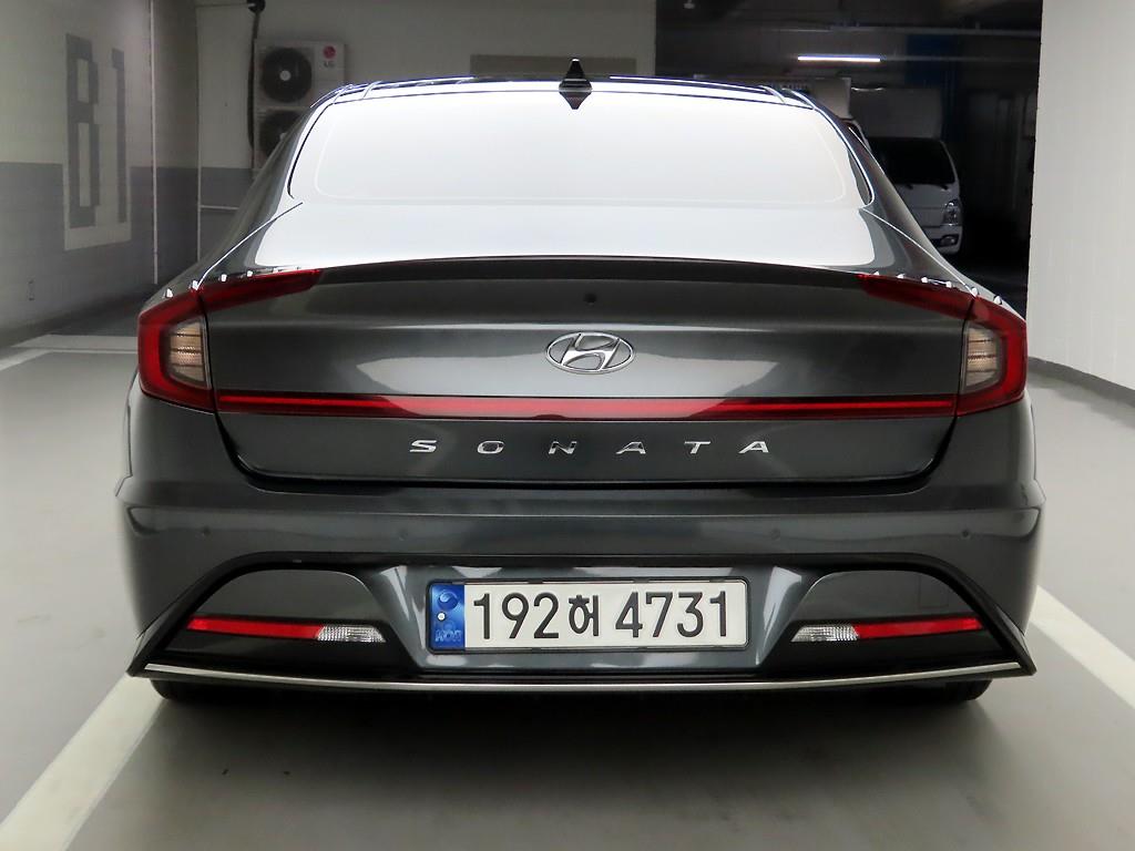 HYUNDAI Sonata - Vista 3
