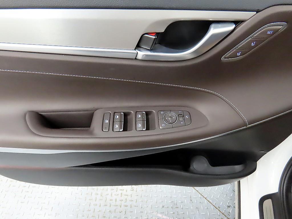 HYUNDAI Grandeur - Vista 11