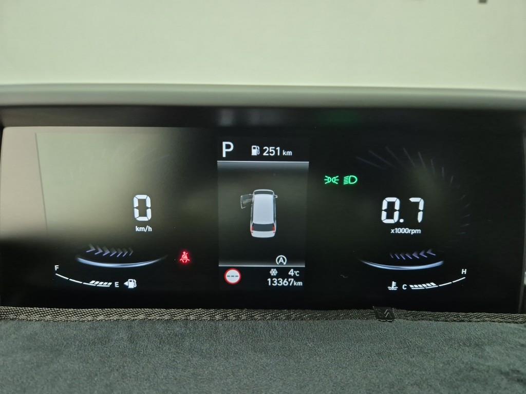 HYUNDAI Staria - Vista 7