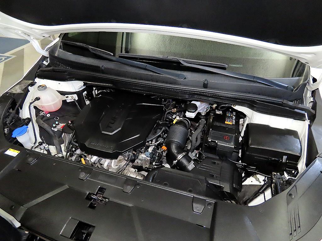 KIA Carnival 2023 the color of pearl - Importación desde Corea - HF Imports Iquique - Foto 19