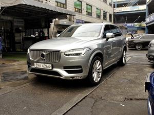 Volvo XC90 - Vista 4