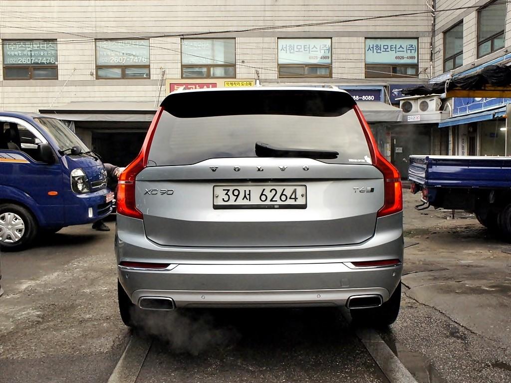 Volvo XC90 - Vista 5