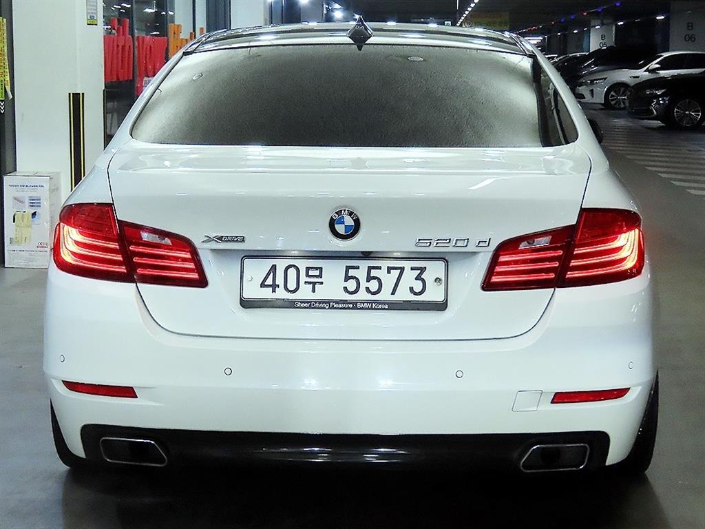 BMW 5 Series - Vista 5