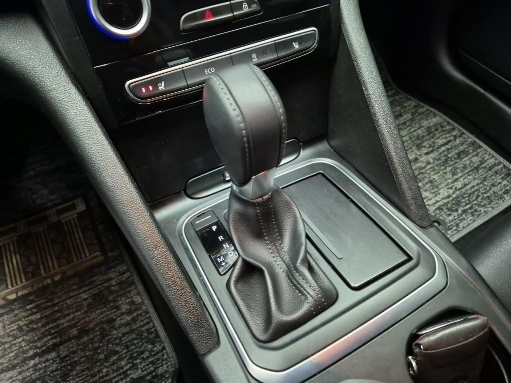 SAMSUNG SM6 - Vista 8