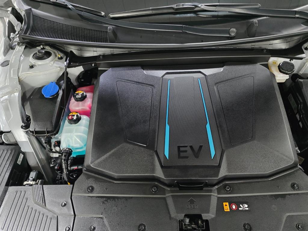 HYUNDAI Ioniq 5 2022 Gris - Importación desde Corea - HF Imports Iquique - Foto 19