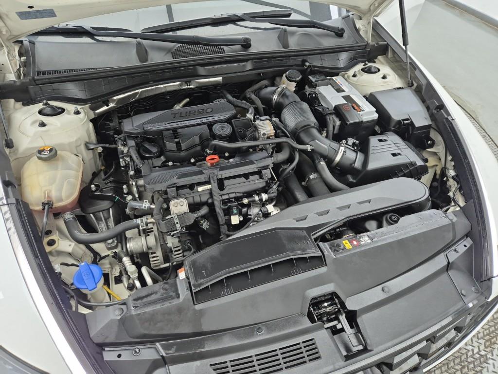 HYUNDAI Sonata - Vista 6