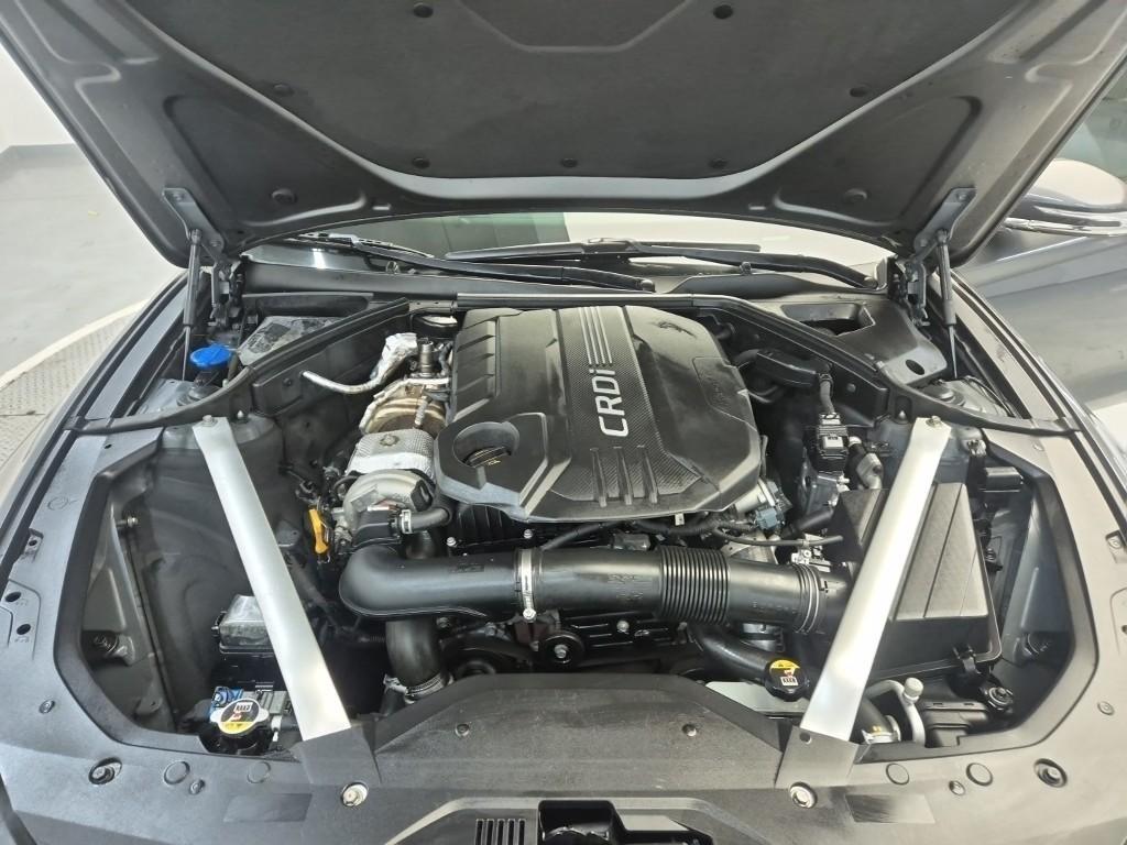 Genesis G70 - Vista 5