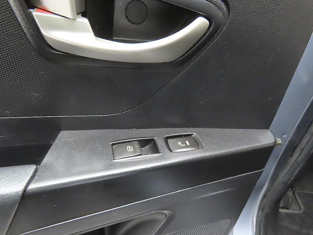 Ssangyong Korando 2012 Gris - Importación desde Corea - HF Imports Iquique - Foto 9