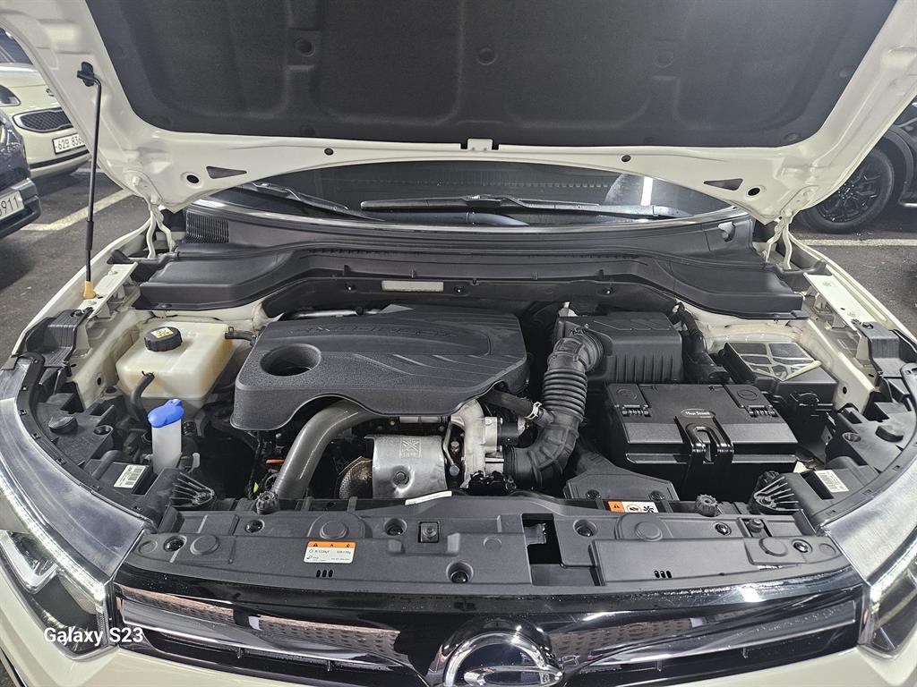 Ssangyong Tivoli - Vista 11