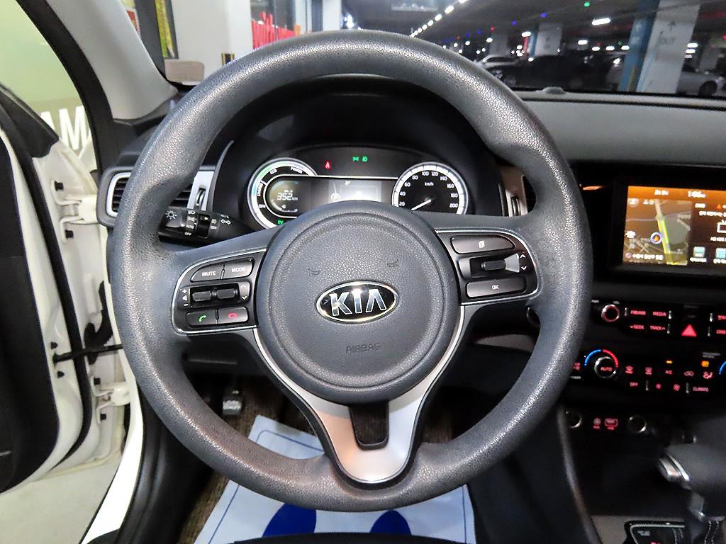 KIA Niro - Vista 8