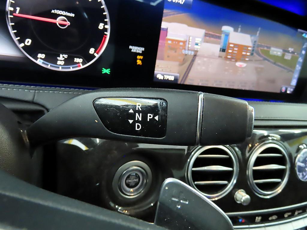 Mercedes Benz S Class - Vista 10