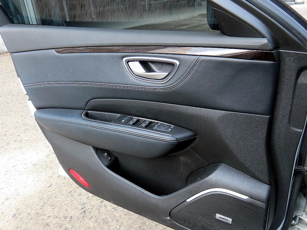 SAMSUNG SM6 - Vista 11