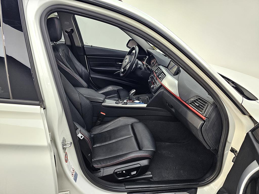 BMW 3 series - Vista 11