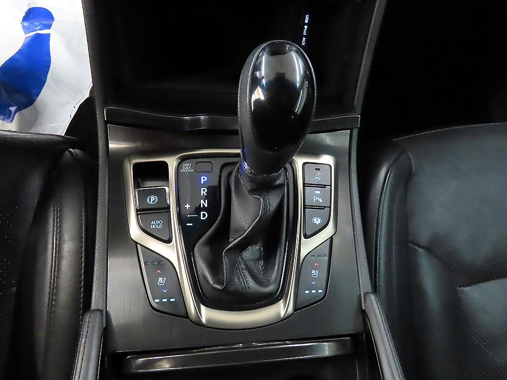 HYUNDAI Grandeur - Vista 10