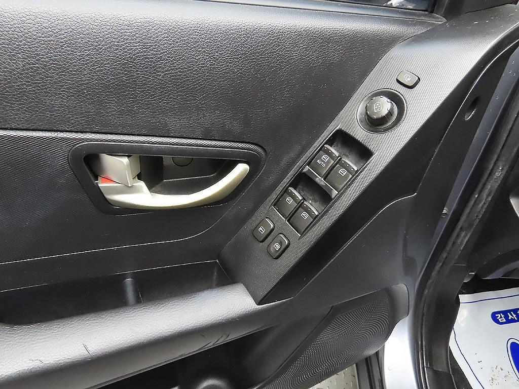 Ssangyong Korando 2012 Gris - Importación desde Corea - HF Imports Iquique - Foto 13