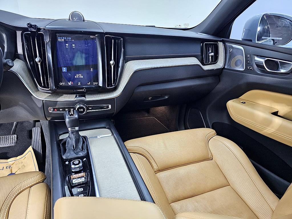 Volvo XC60 - Vista 10