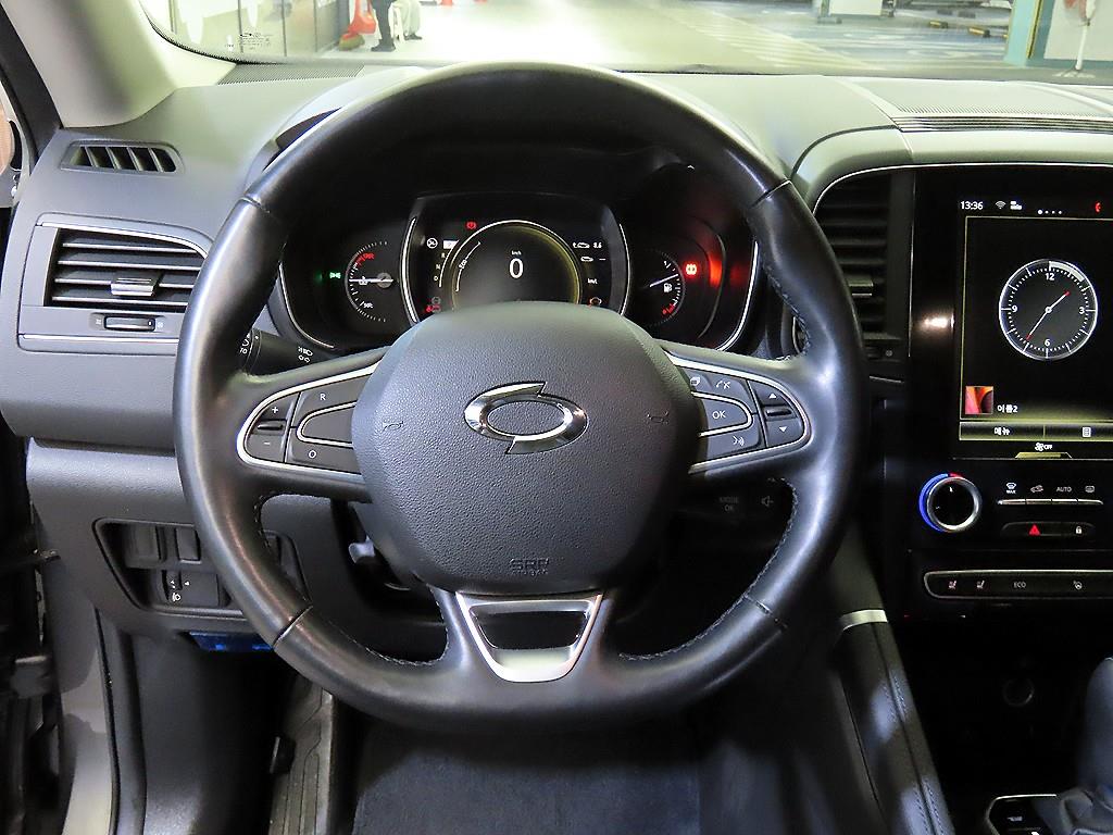 SAMSUNG QM6 - Vista 8