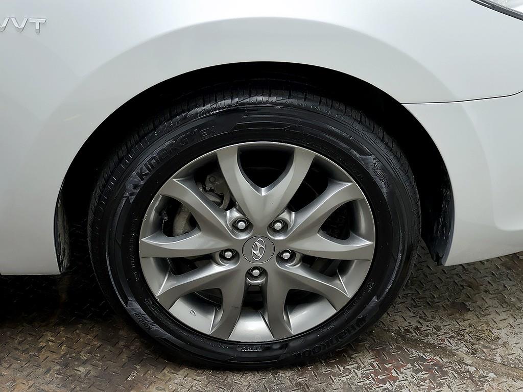 HYUNDAI i30 2011 Gris - Importación desde Corea - HF Imports Iquique - Foto 8